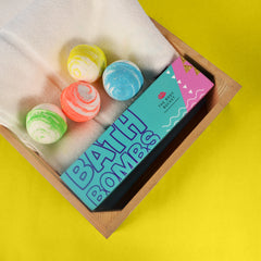 Round swirl relaxing bath bombs with aqua, yalng yalng, orange and lemongrass fragrances(65 gram each)
