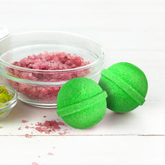 Pastel parrot green lemongrass mini bath bombs pack of 15 (10grams each)