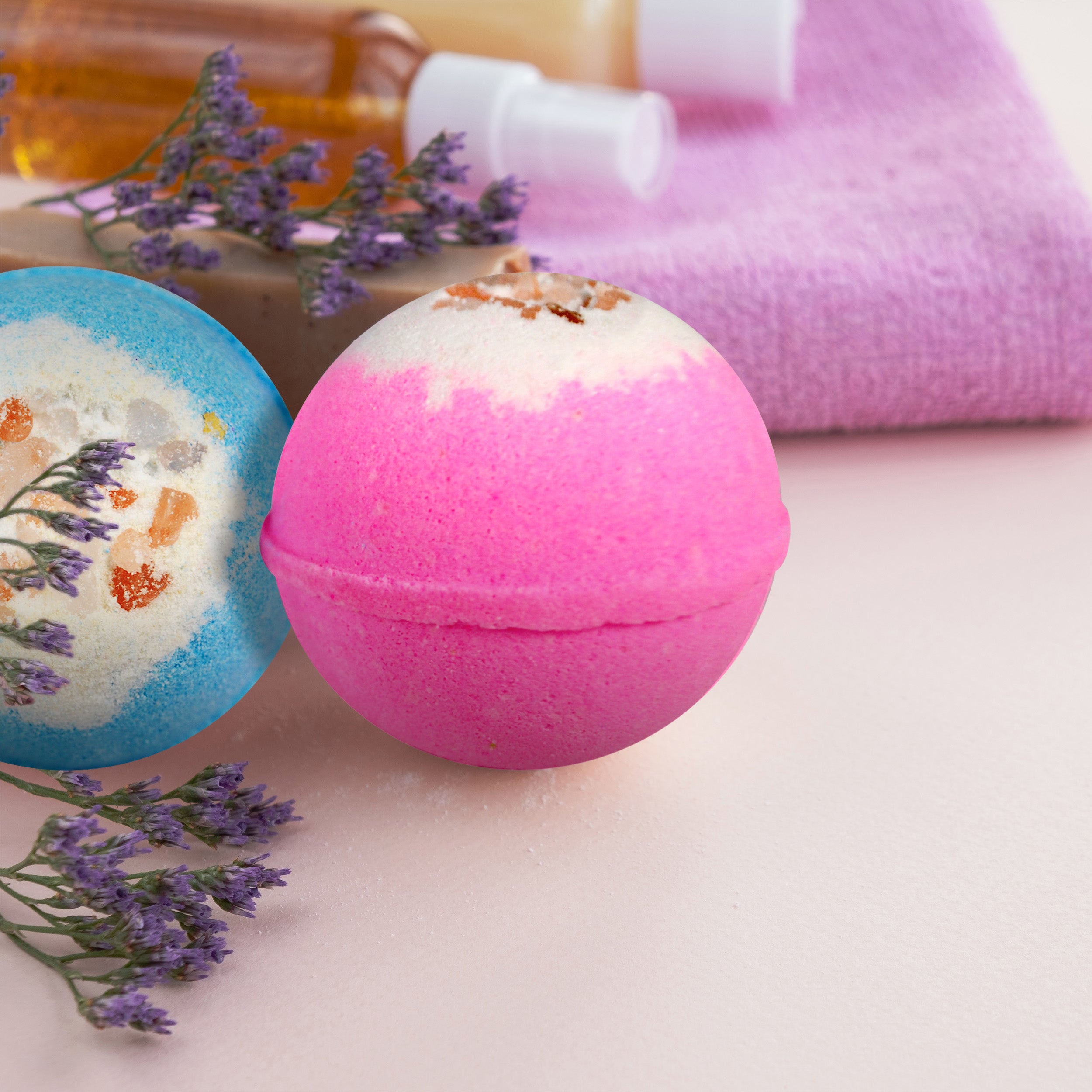 Round blue ocean, Rose, Lavender and citronella bath bombs with pink salt(65 gm)
