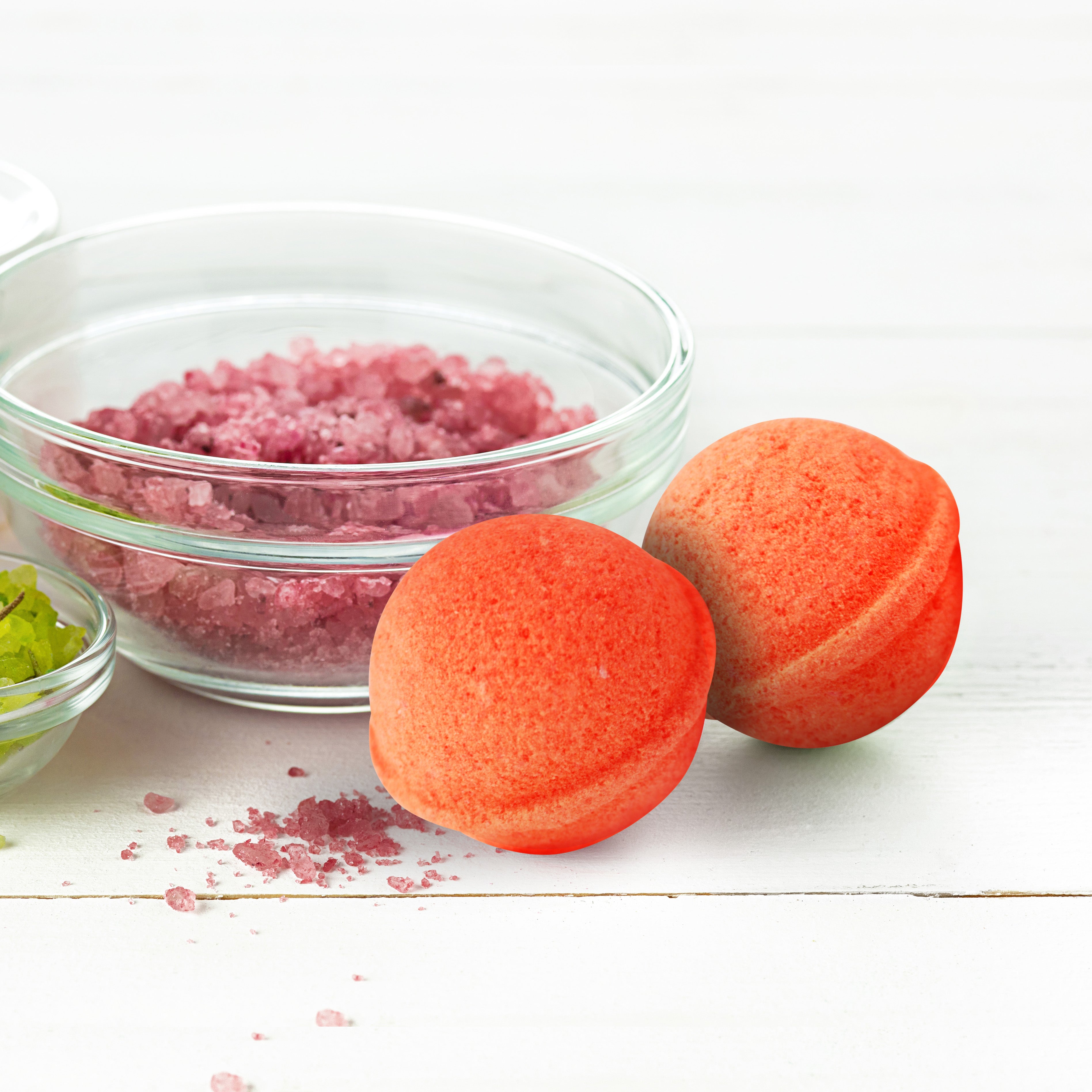 Pastel orange mini bath bombs pack of 15 (10grams each)