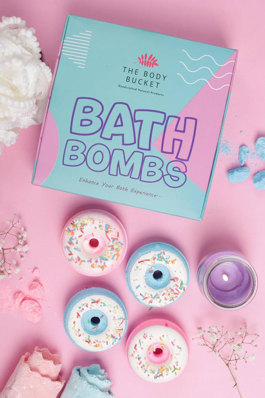 Blueberry & Cranberry Donut Bath Bombs - 65g Each (Pack of 4) | Natural Handcrafted Aromatic Fragrance | Relaxing Bubble Bath Experience | Ideal Gift for Kids, Men & Women