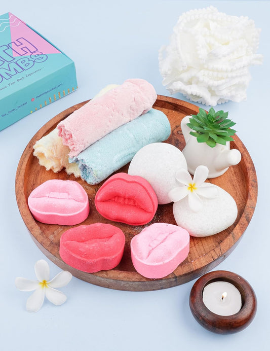 Kiss Fizz Bath Bomb - Juicy Strawberry Fragrance (70gm Each) | Natural Handcrafted Fizzy Bath Bomb | Relaxing & Refreshing Bath Experience | Perfect Gift for Kids, Men & Women